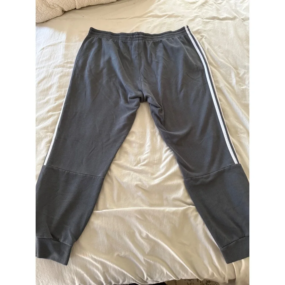 Adidas Essentials 3 Stripe Fleece Jogger Sweatpants Gray Mens XL Athletic
